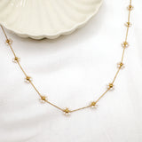 COLLIER HUGO