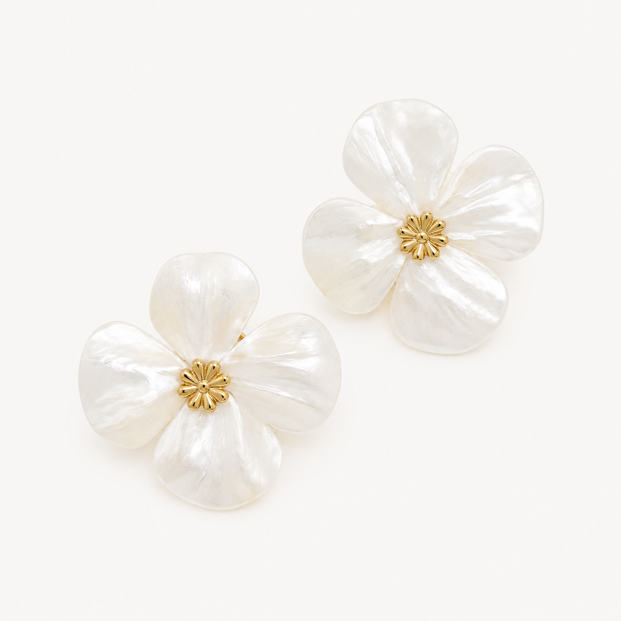 Boucles Mango, trèfle nacré en acier inoxydable