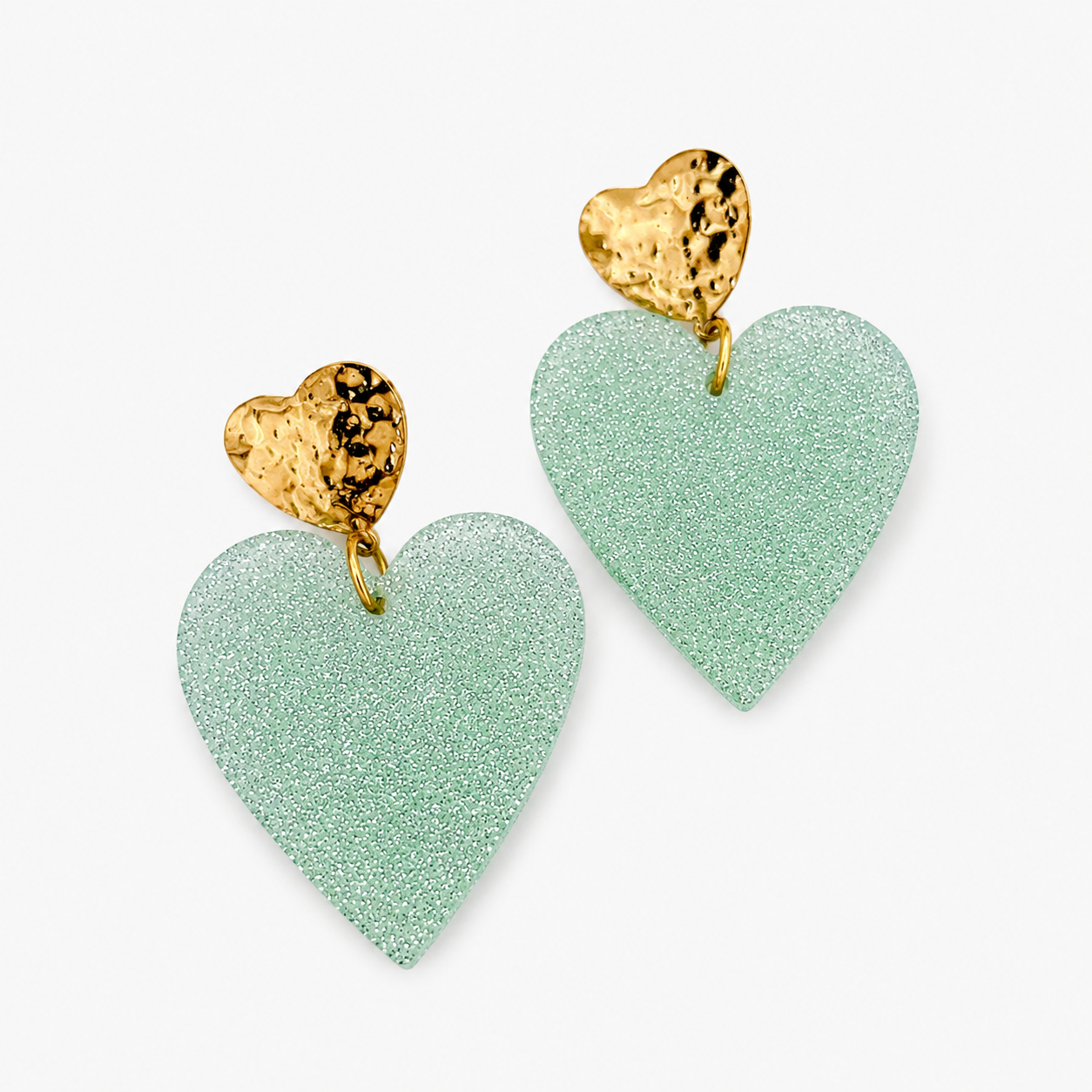 Boucles Sky, petit cœur martelé doré et grand cœur pailleté, acier inoxydable et résine