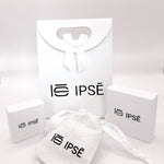 Packaging Ipsé : sac cadeau, écrins et pochette en coton frappés du logo Ipsé