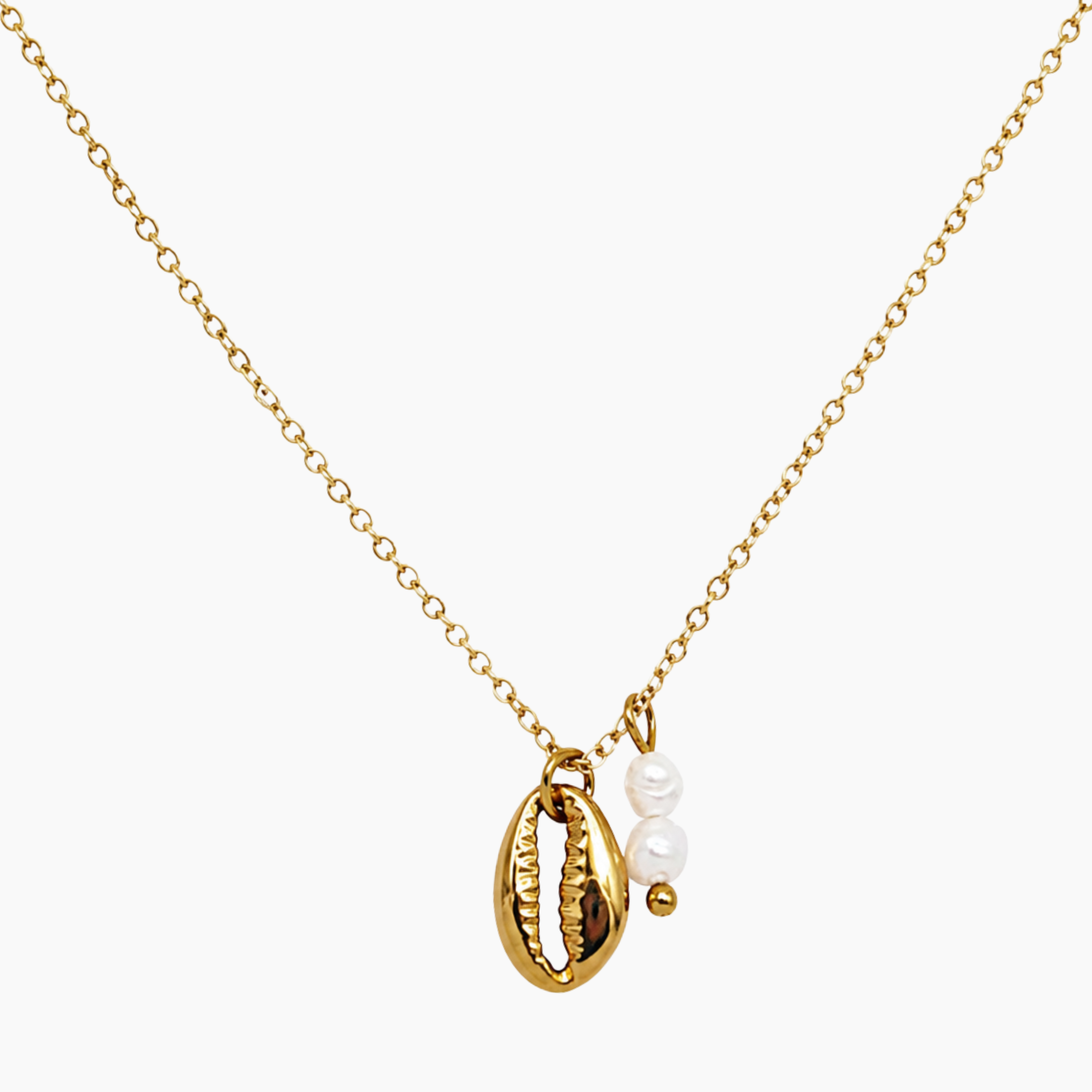 Collier Trapani, pendentif cauri et perles d'eau douce, acier inoxydable