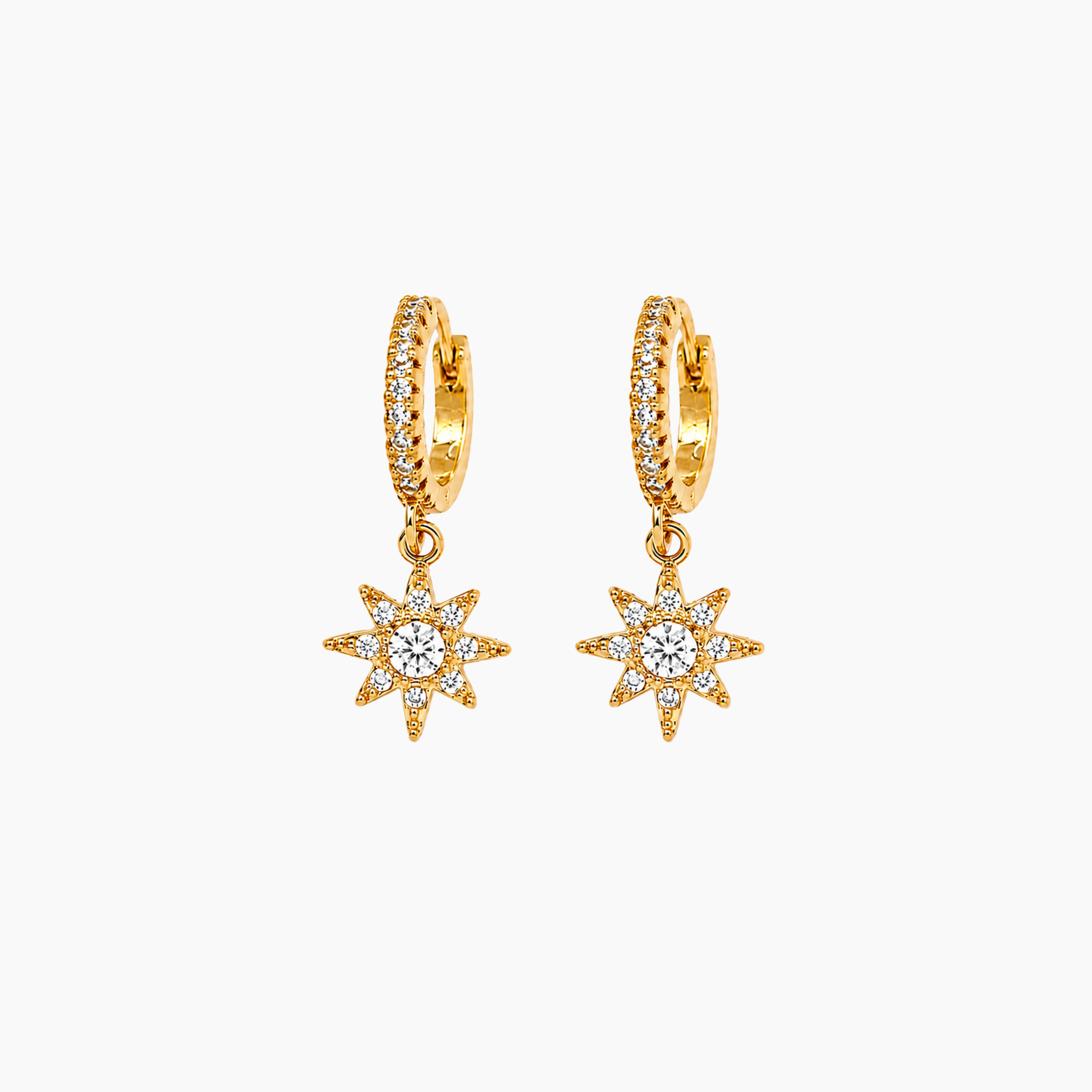 Boucles Mirrea, créole pavée de zirconiums et étoile, laiton doré