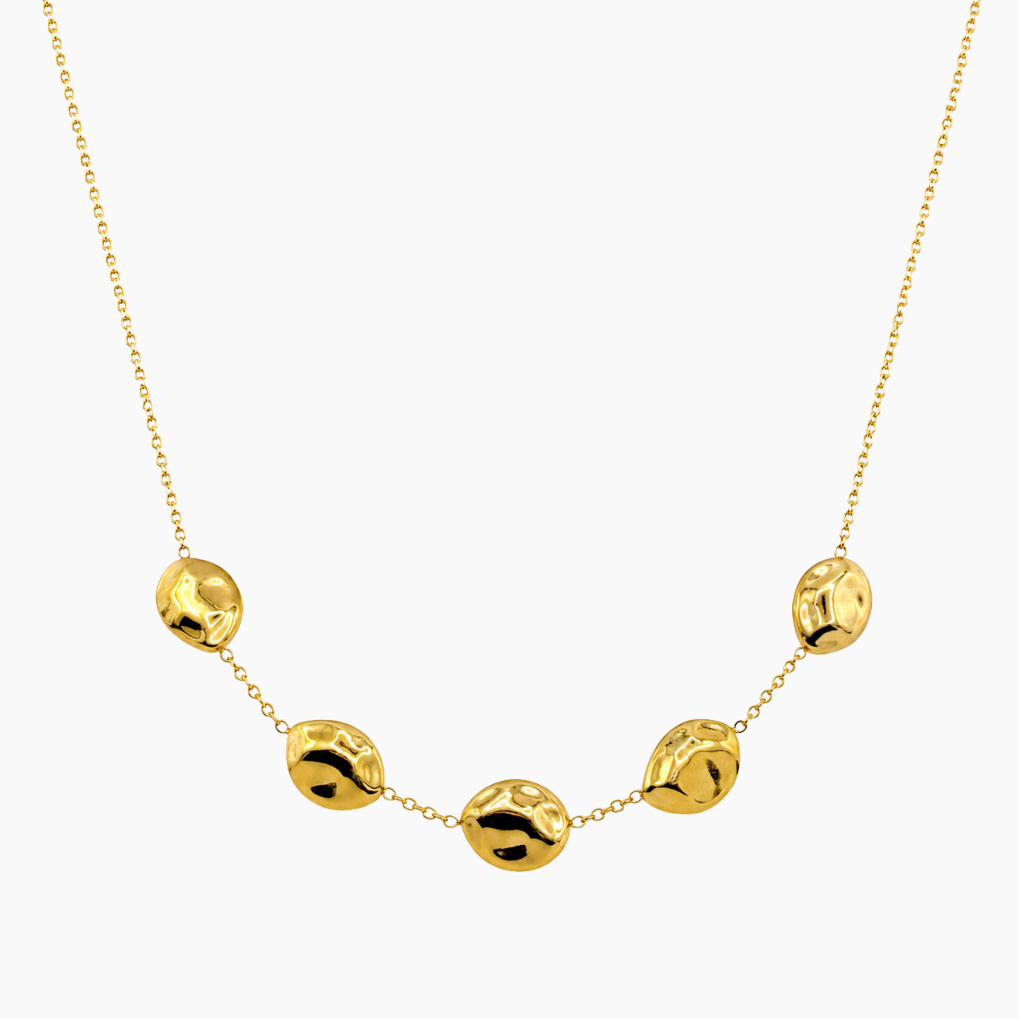 Collier Ischia, chaîne fine ornée de pastilles martelées, acier inoxydable doré